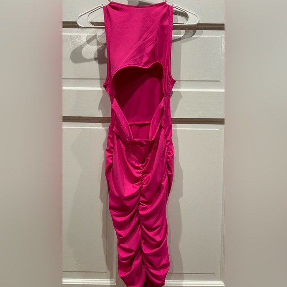 SHEIN Dresses & Skirts - Hot pink open back body con dress